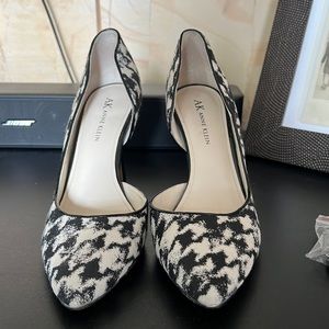 Anne Klein Houndstooth heels